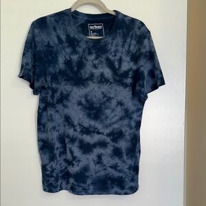 Urban Pipeline Men’s Small Blue Tye Dye Shirt